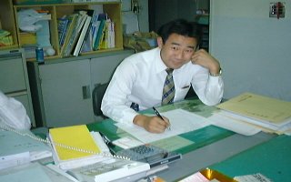 tokui10.jpg (16322 バイト)